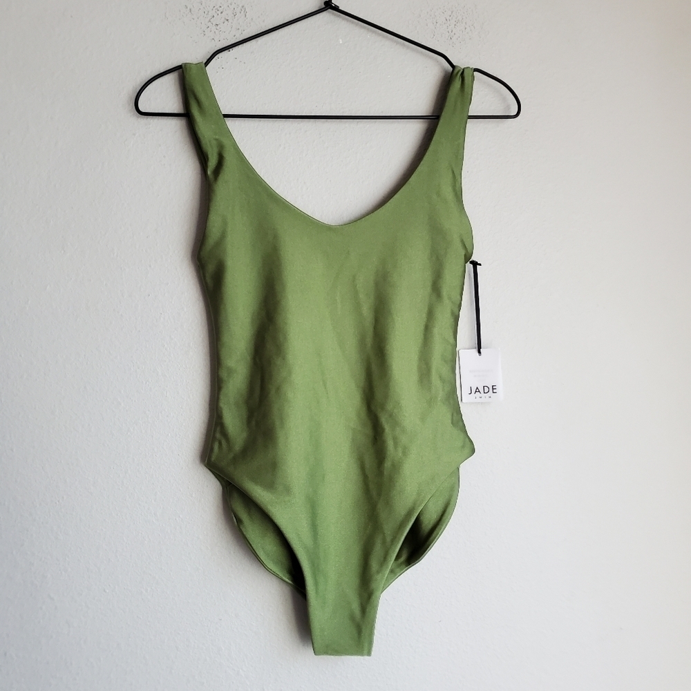Jade Swim Contour in Olive Sheen size S NWT